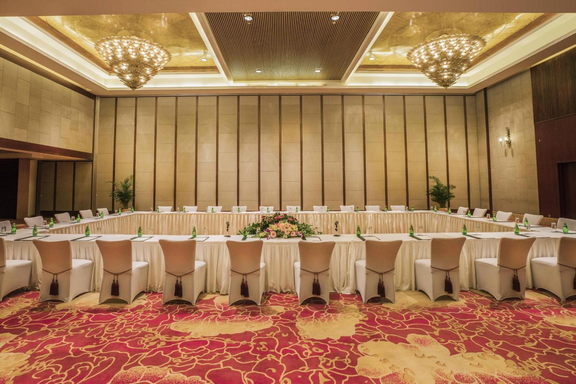Sheraton Ningbo Hotel - Tianyi Square Екстер'єр фото