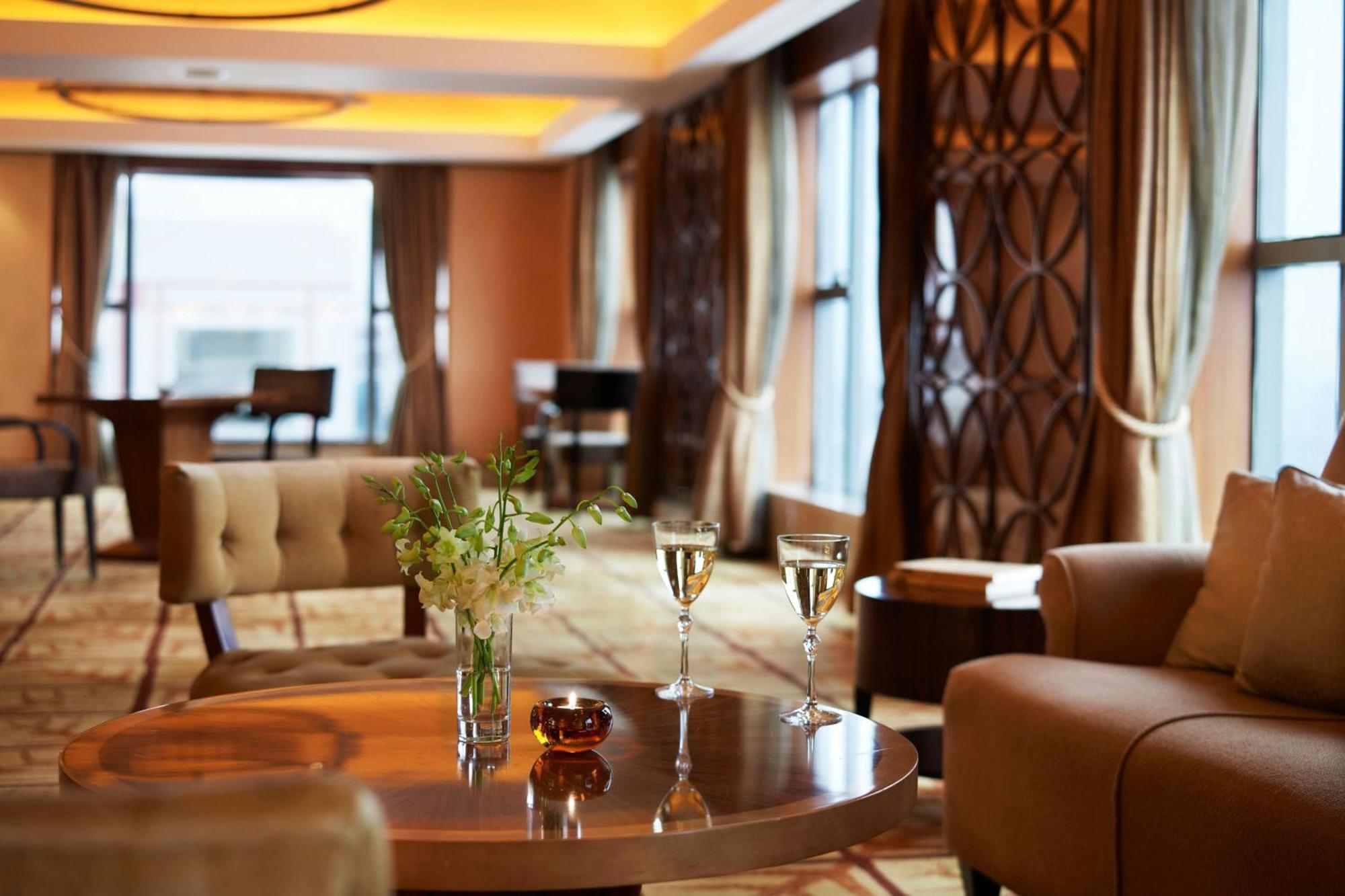 Sheraton Ningbo Hotel - Tianyi Square Екстер'єр фото